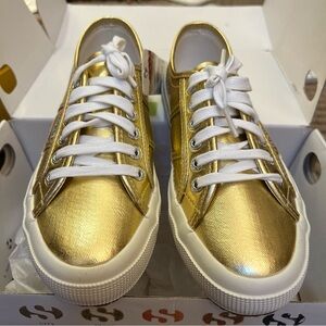 Superga  Gold Lace-Up Sneakers Tennis Shoes NWOB Size 39Sz  6.5US
